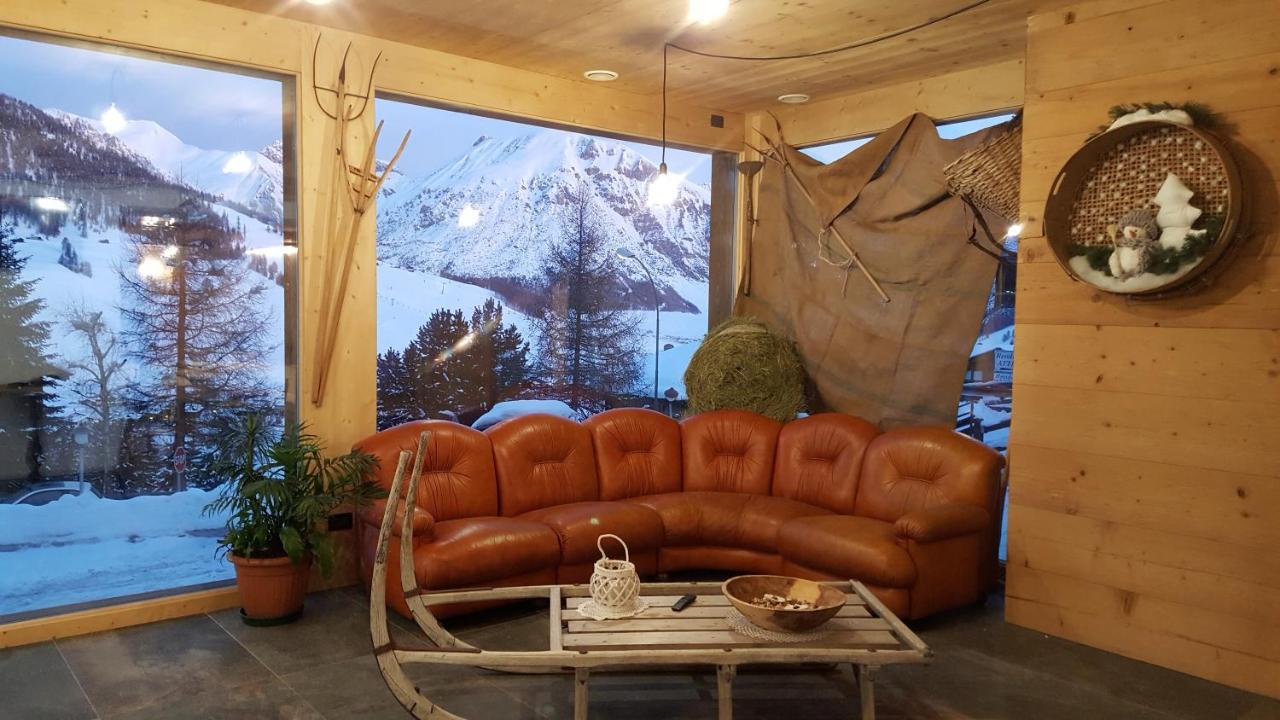 Hotel Del Bosco Livigno Eksteriør billede