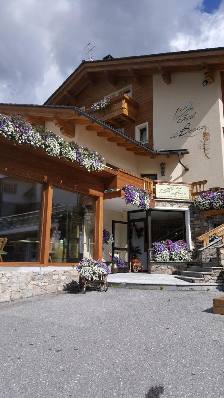 Hotel Del Bosco Livigno Eksteriør billede